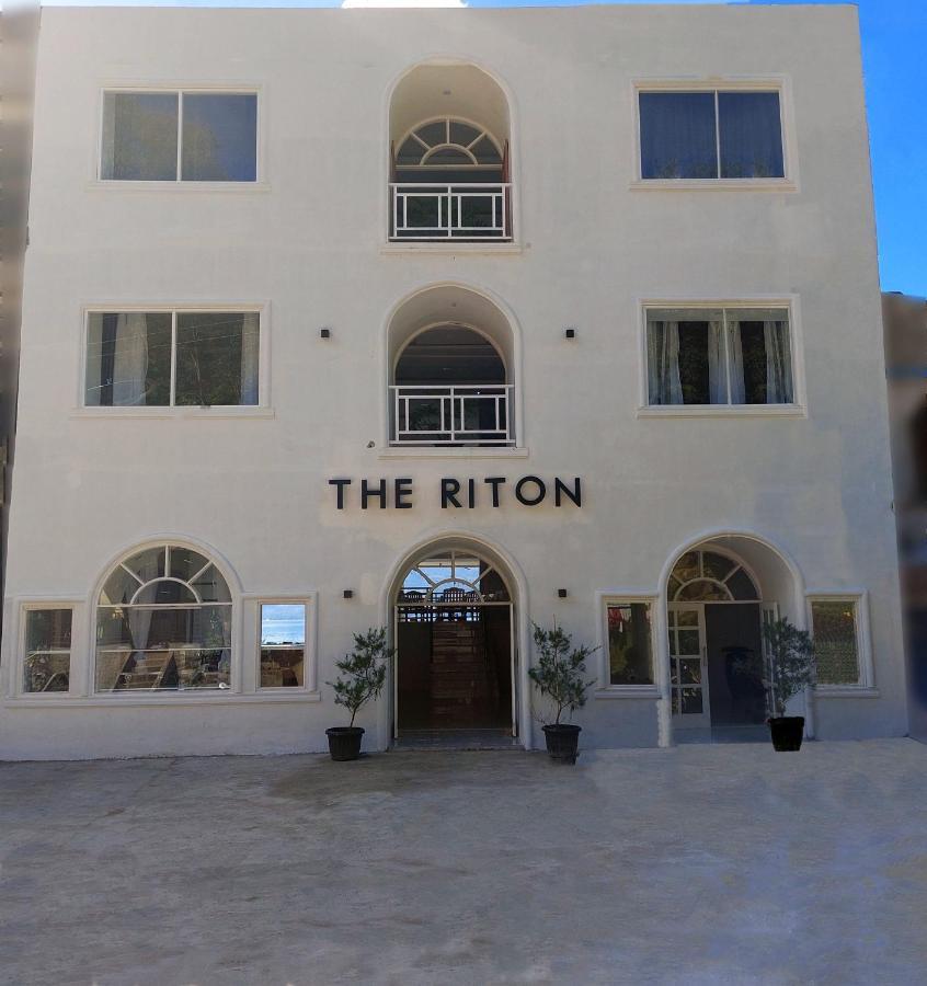 The Riton Hotel Tigaras Kültér fotó