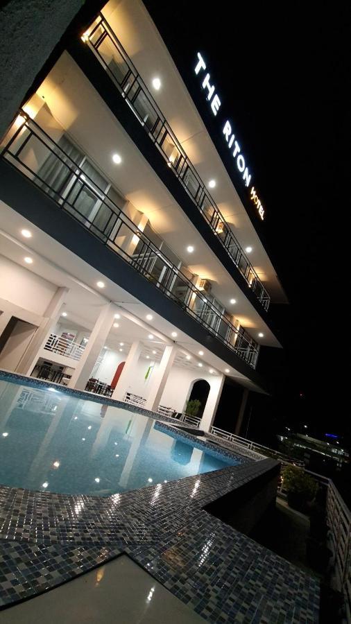 The Riton Hotel Tigaras Kültér fotó
